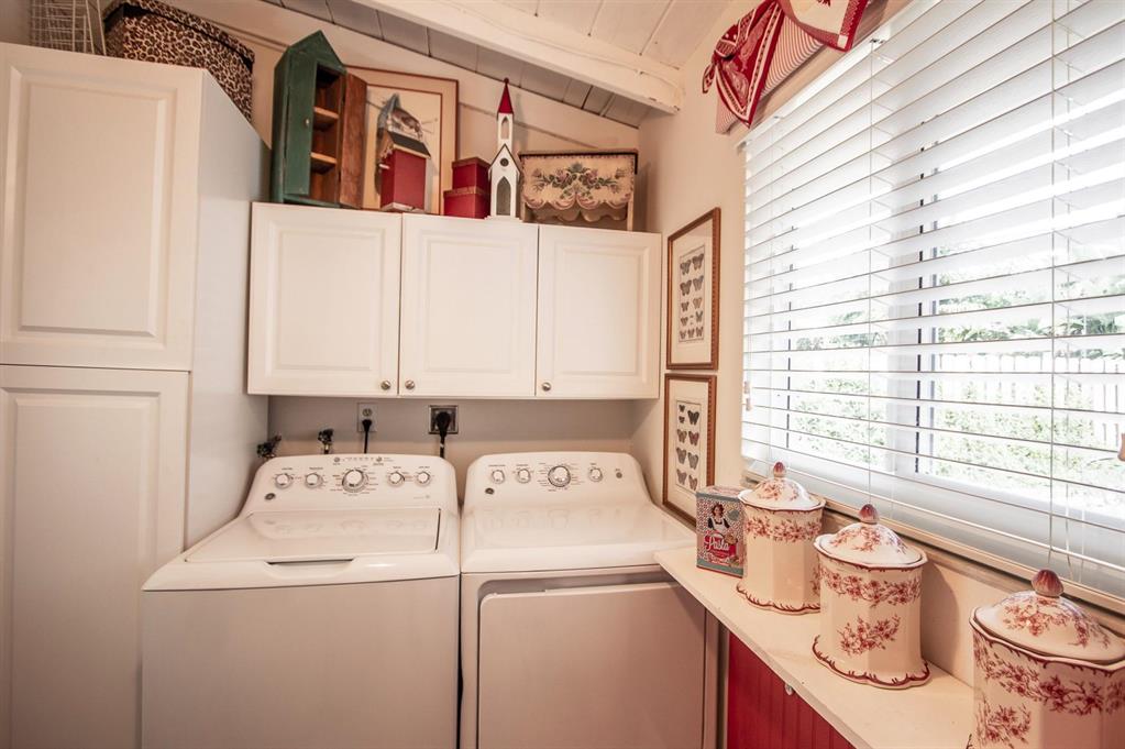 Whispering Lakes - Residential