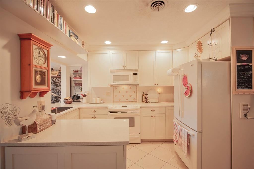 Whispering Lakes - Residential