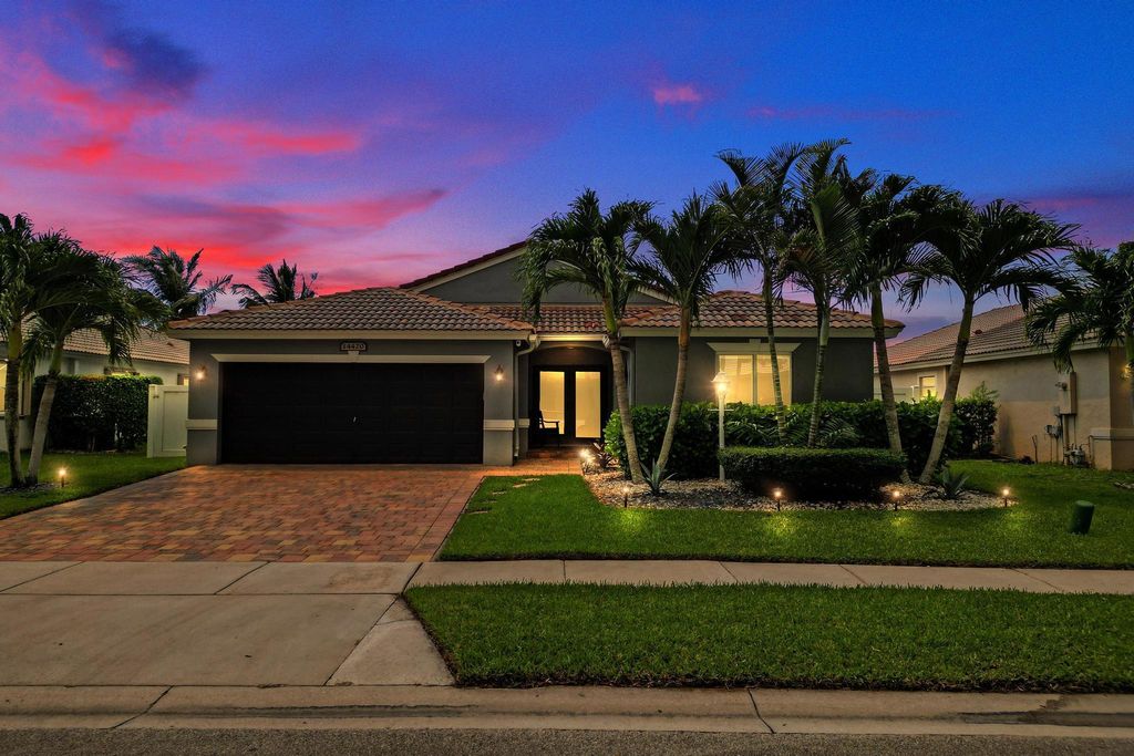 Photo of 14420 NW 16th Street, Pembroke Pines, FL 33028 (MLS # B26043682)