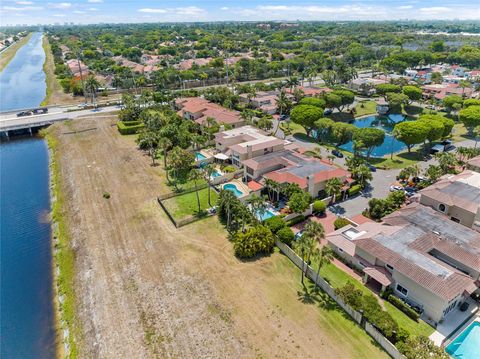 A home in Deerfield Beach