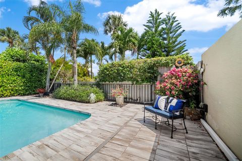 A home in Deerfield Beach