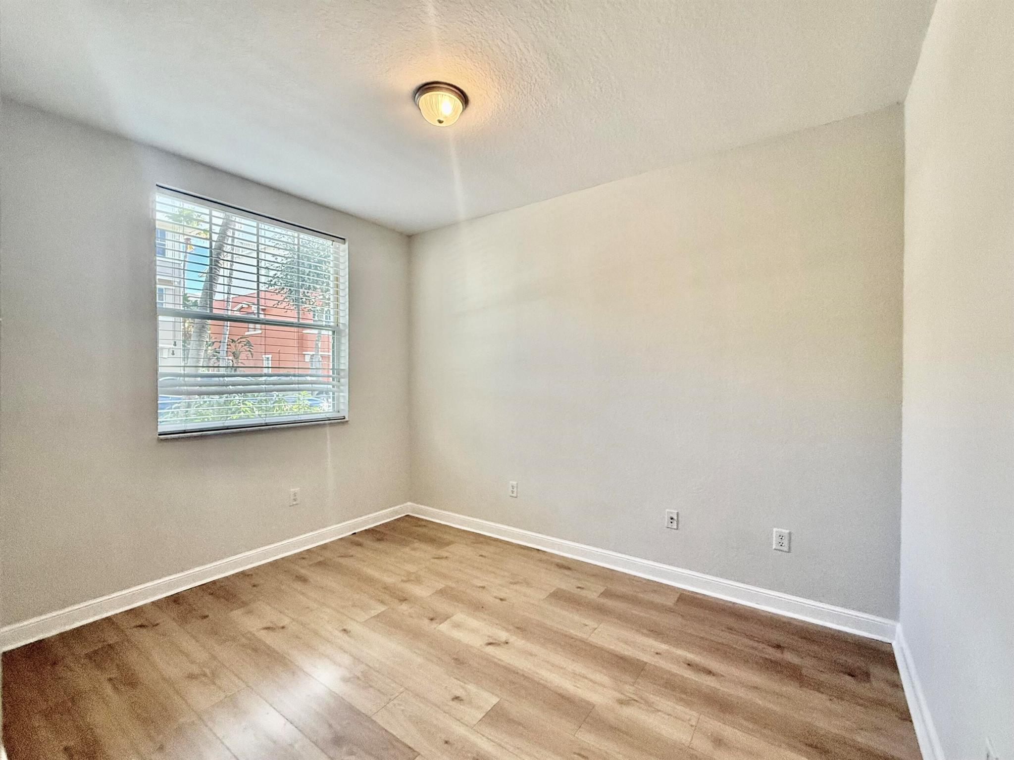 CITYSIDE CONDOMINIUM - Residential