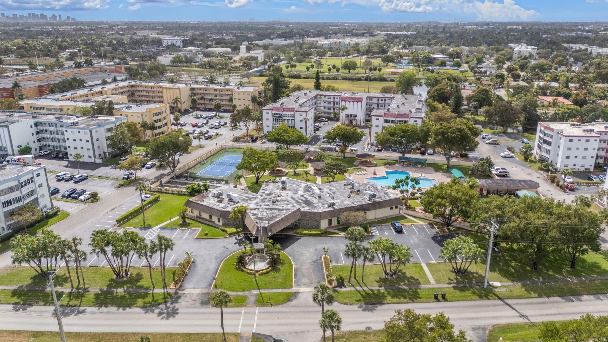 PEARL CONDOMINIUM - Residential