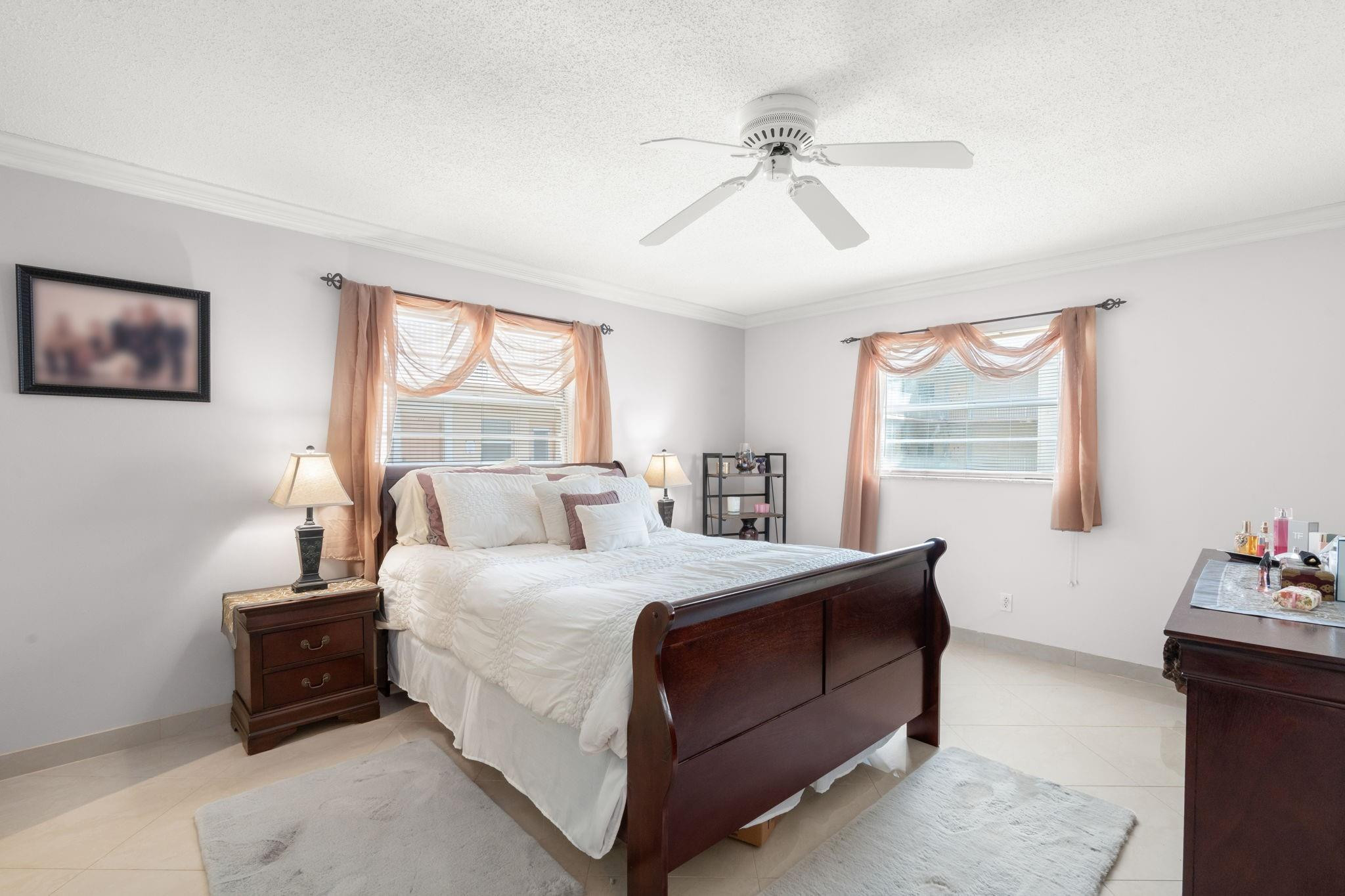 PEARL CONDOMINIUM - Residential