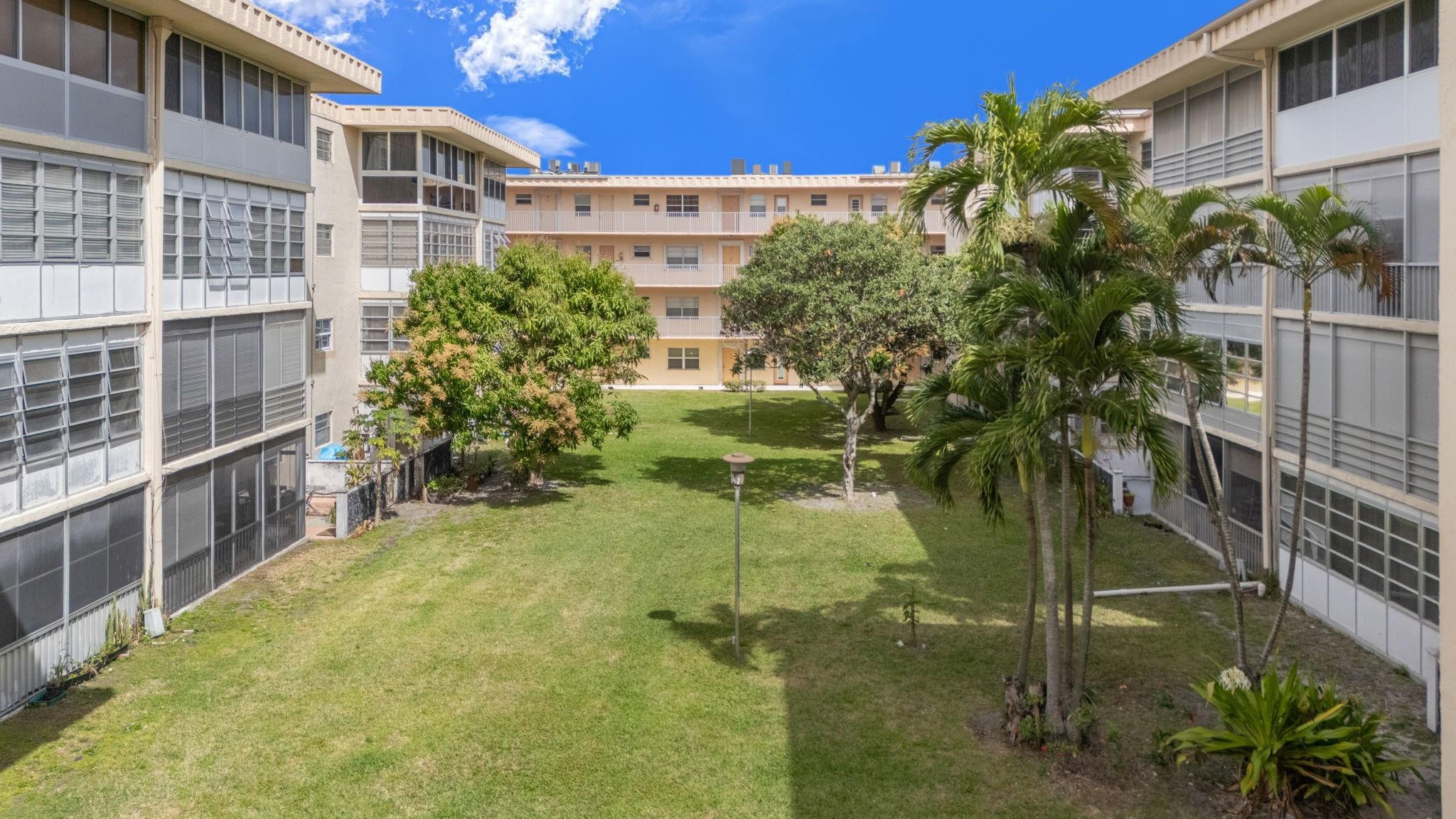 PEARL CONDOMINIUM - Residential