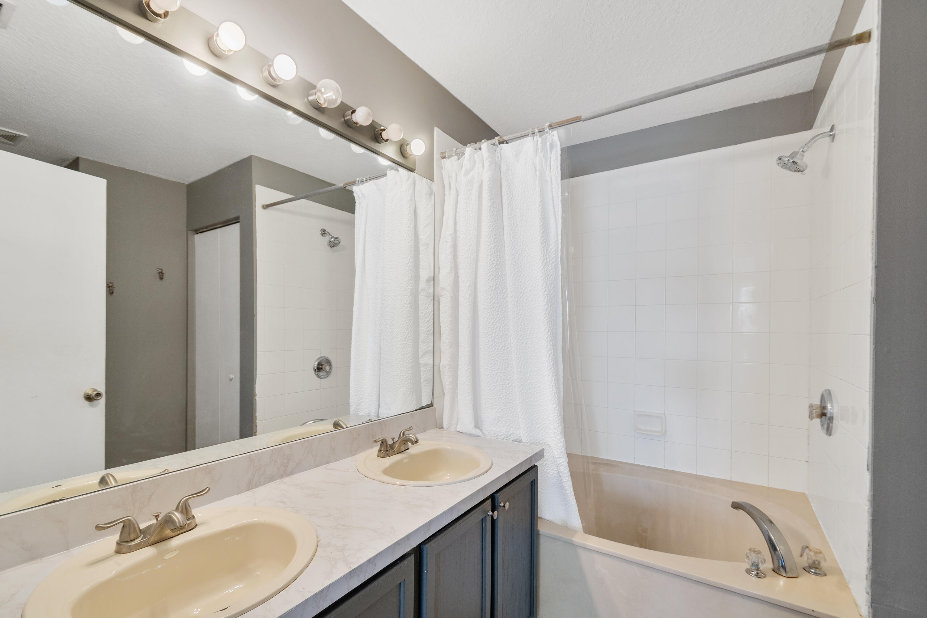 PORT ST LUCIE SECTION 21 - Residential