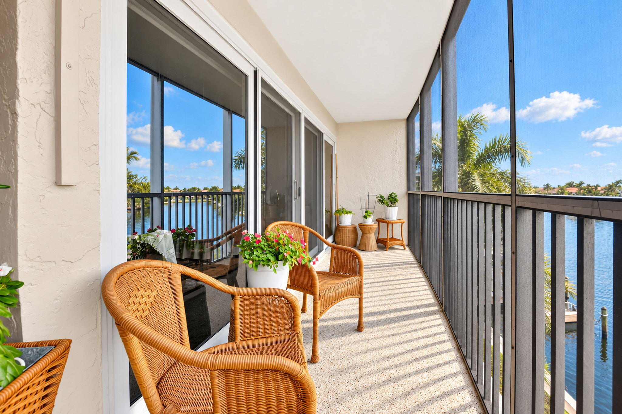 1537 E HILLSBORO Boulevard 444