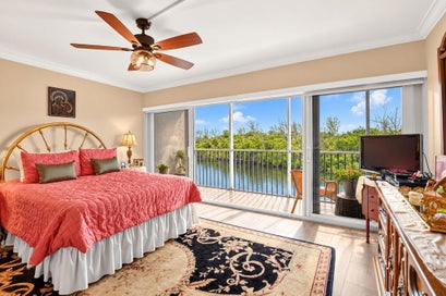 1537 E HILLSBORO Boulevard 444 Deerfield Beach FL 33441