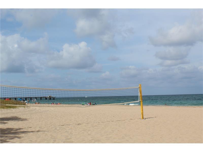 POMPANO BEACH CLUB - Residential