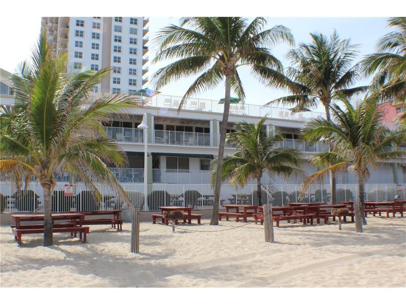 POMPANO BEACH CLUB - Residential