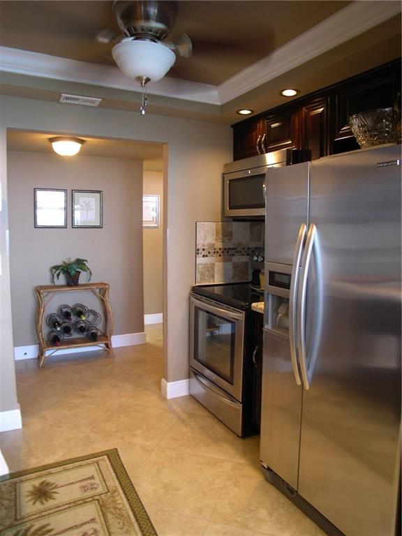 POMPANO BEACH CLUB - Residential