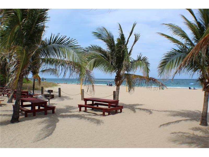 POMPANO BEACH CLUB - Residential