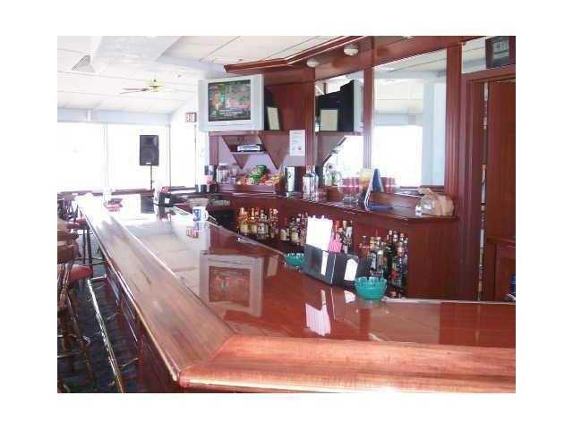 POMPANO BEACH CLUB - Residential