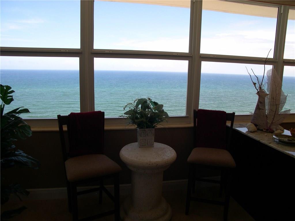POMPANO BEACH CLUB - Residential