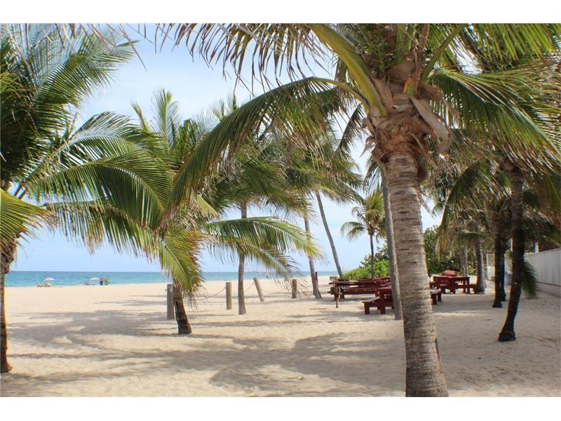 POMPANO BEACH CLUB - Residential