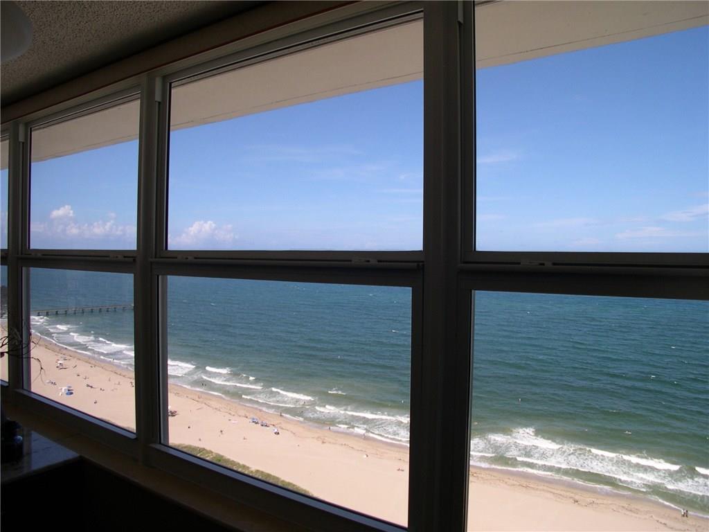 POMPANO BEACH CLUB - Residential