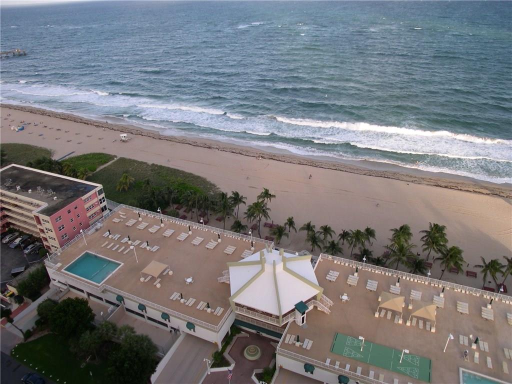 POMPANO BEACH CLUB - Residential