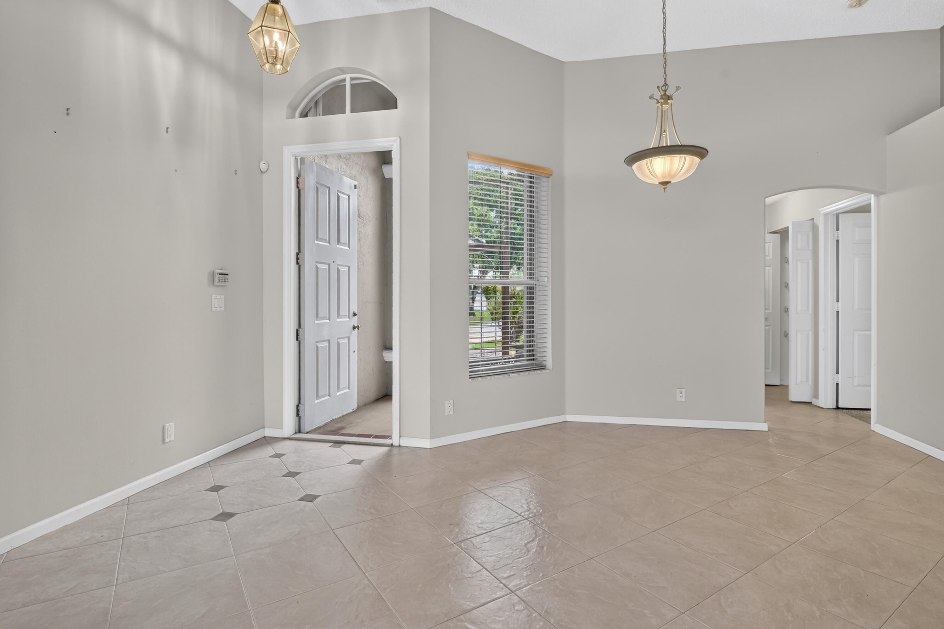 6783 Las Colinas Court