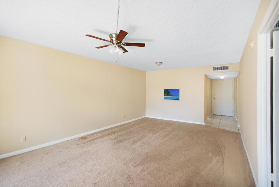 BREAKWATERS OF THE PALM BEACHES CONDO - Residential