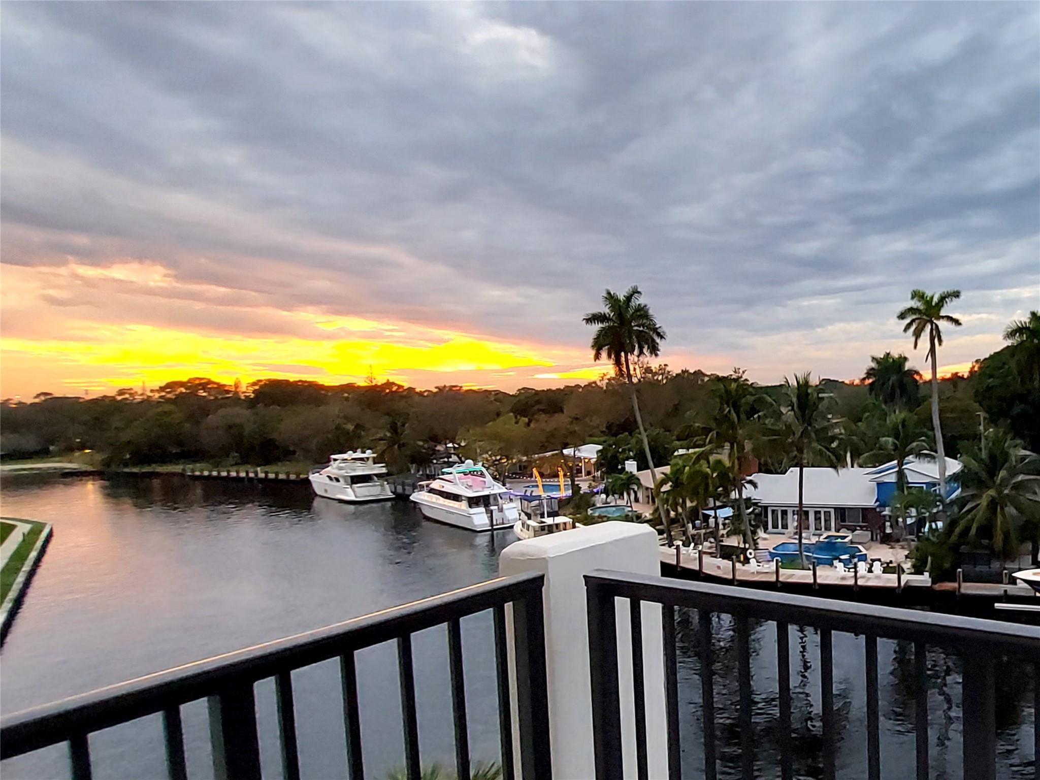 1301 River Reach Drive 304