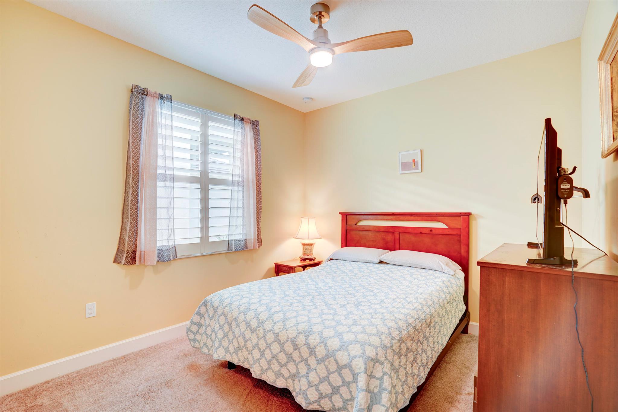 METES AND BOUNDS - Residential