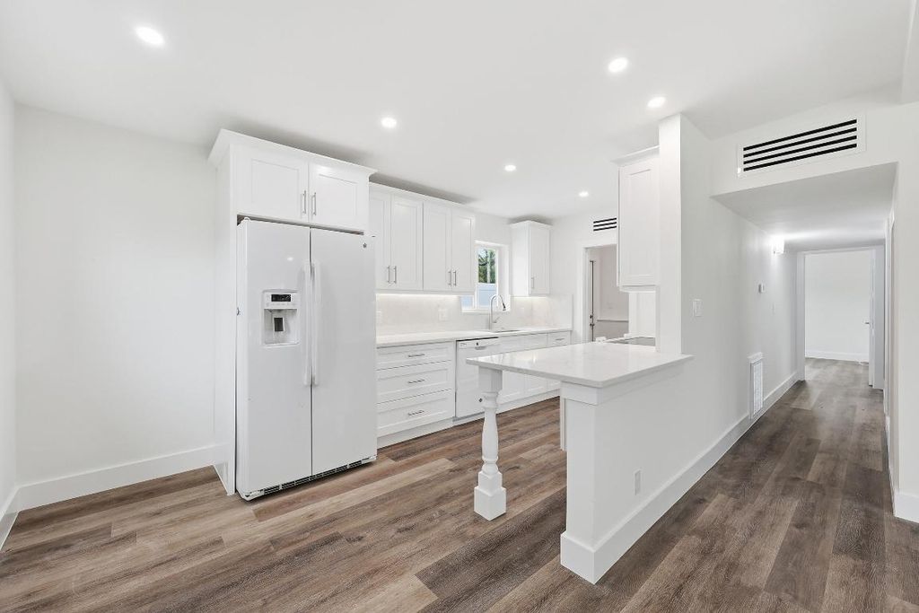 Photo of 403 Todd Street, Jupiter, FL 33458 (MLS # R11153992)