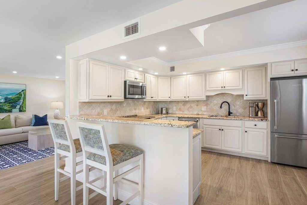 Photo of 3721 Quail Ridge Drive N #Bobwhite C, Boynton Beach, FL 33436 (MLS # B26062737)