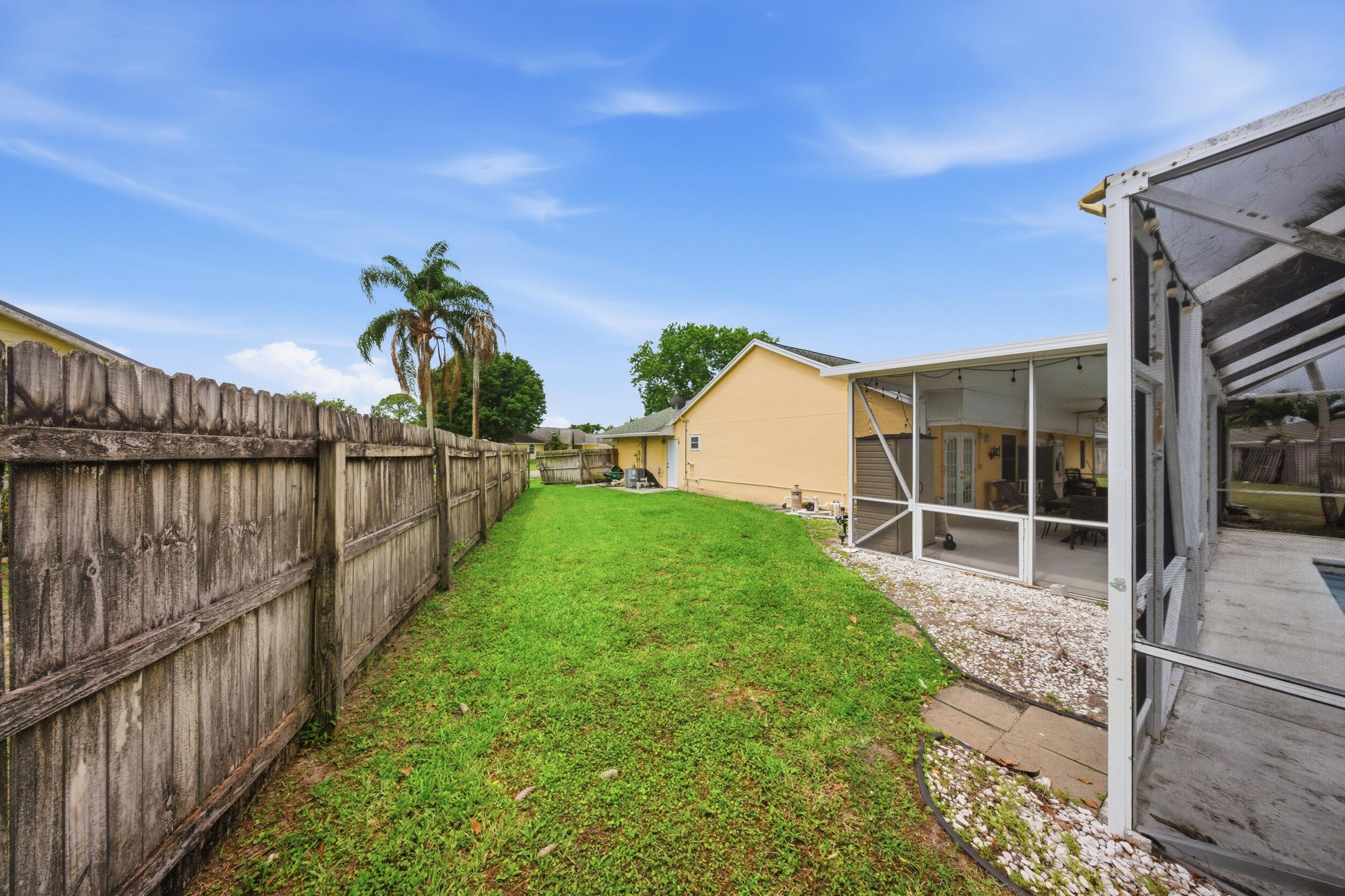 HUNTINGTON WOODS - Residential