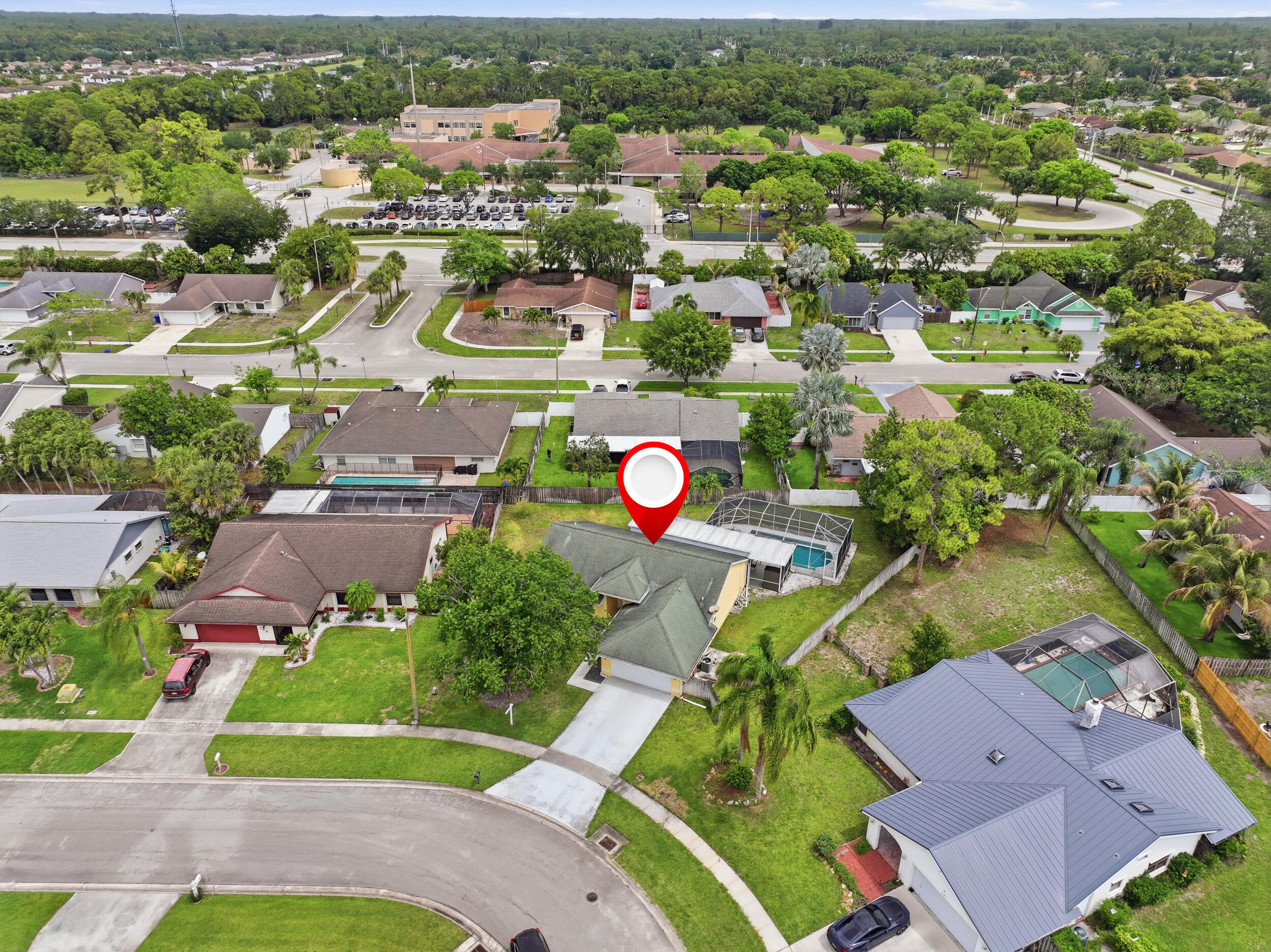 HUNTINGTON WOODS - Residential