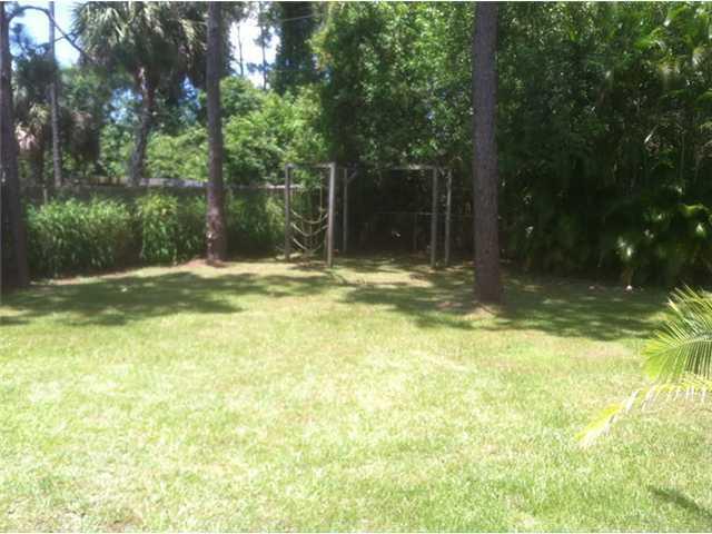 PORT ST LUCIE SECTION 7 - Residential Lease