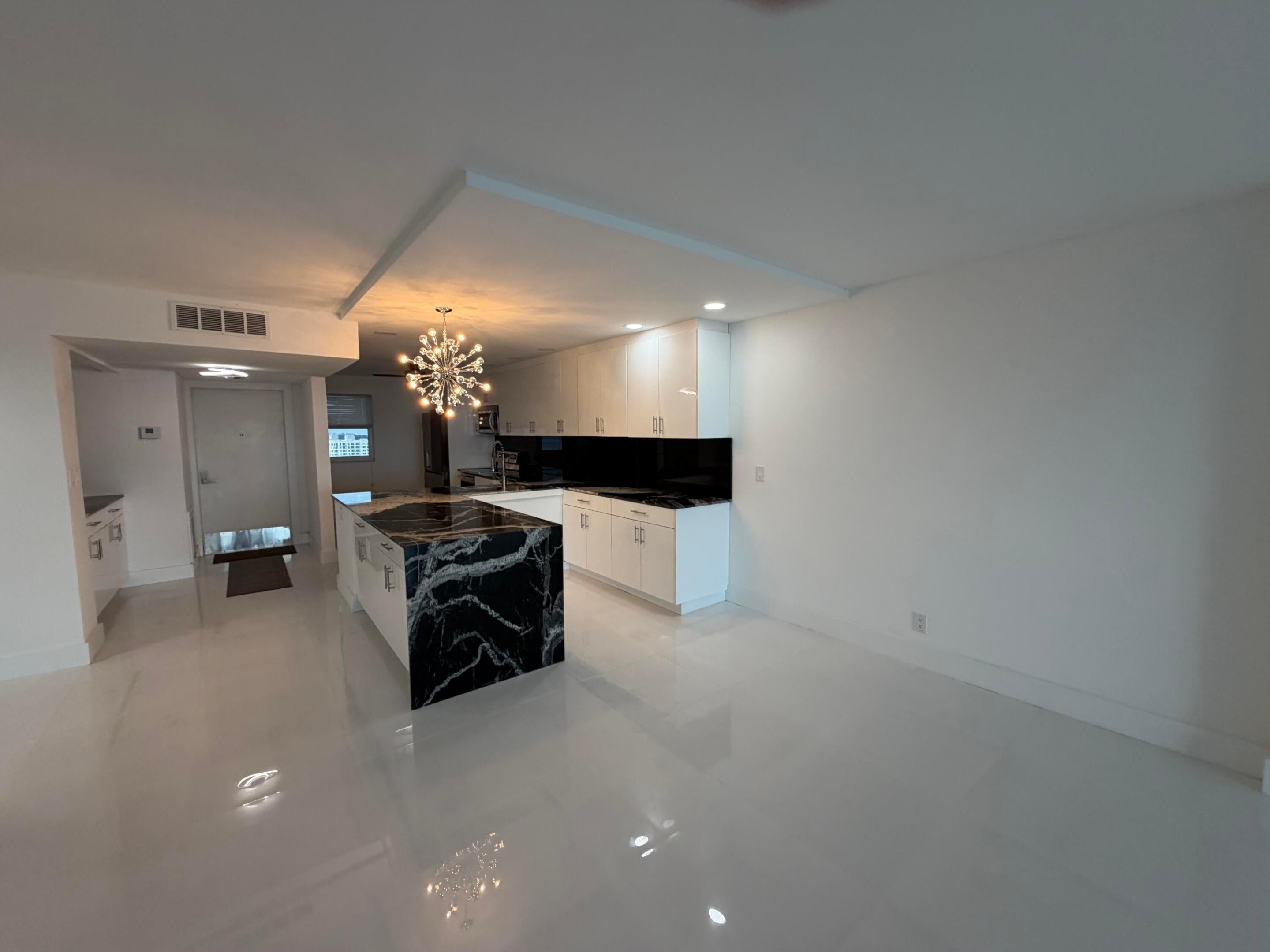 1012 N OCEAN Boulevard 1607