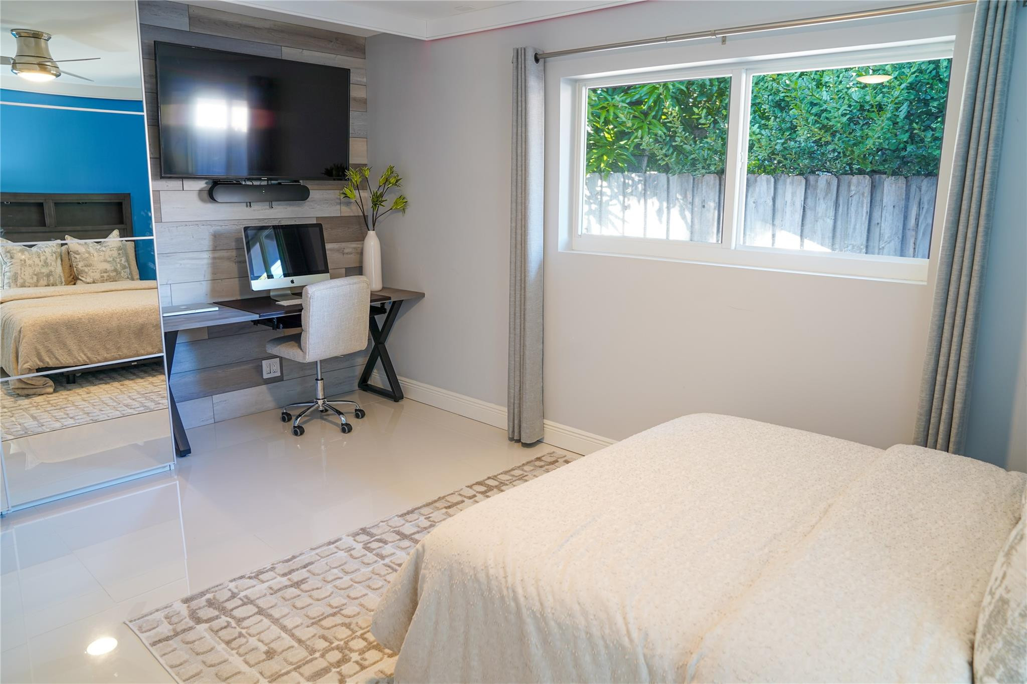 CORAL RIDGE COUNTRY CLUB - Residential Lease