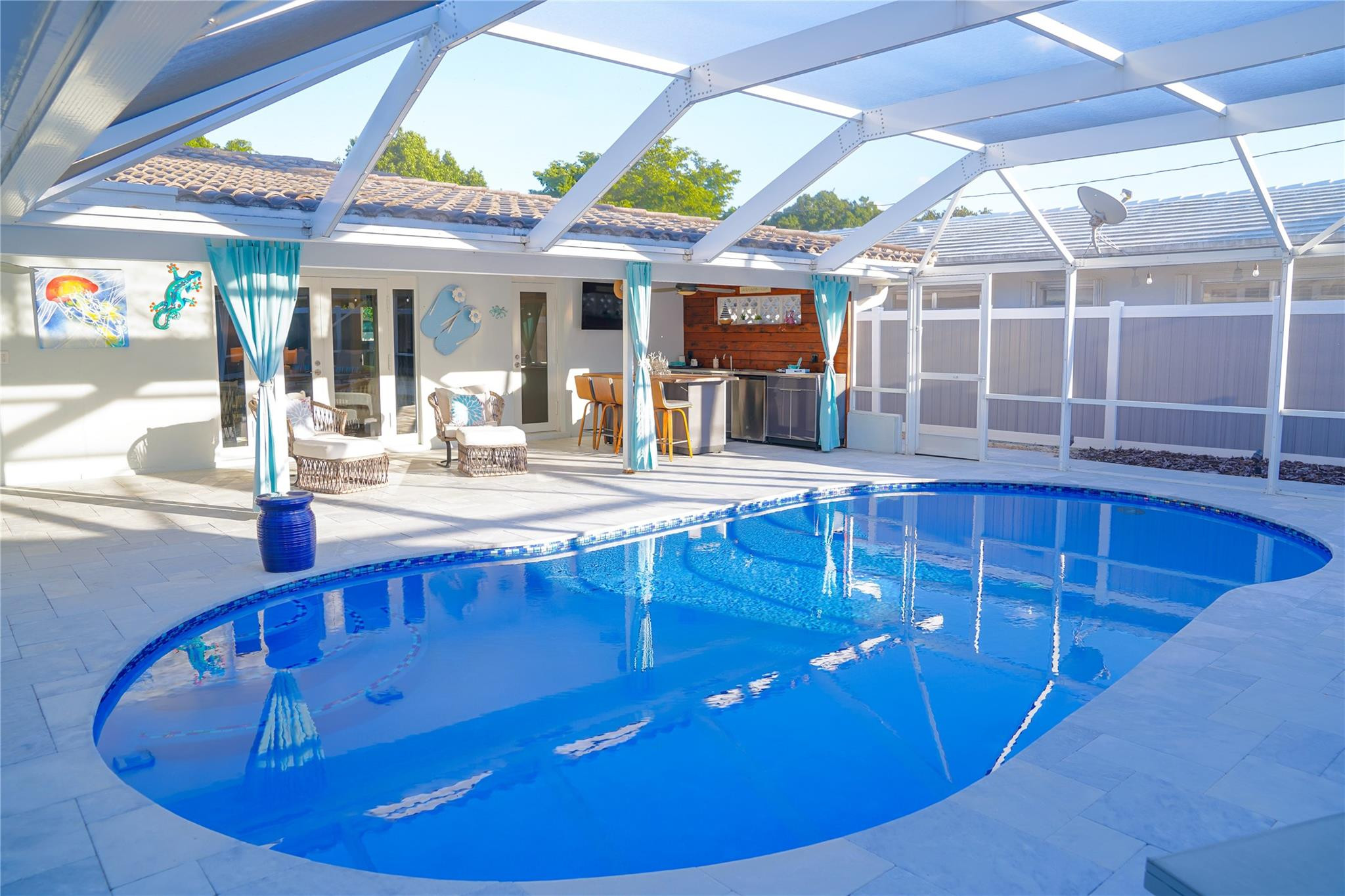 CORAL RIDGE COUNTRY CLUB - Residential Lease