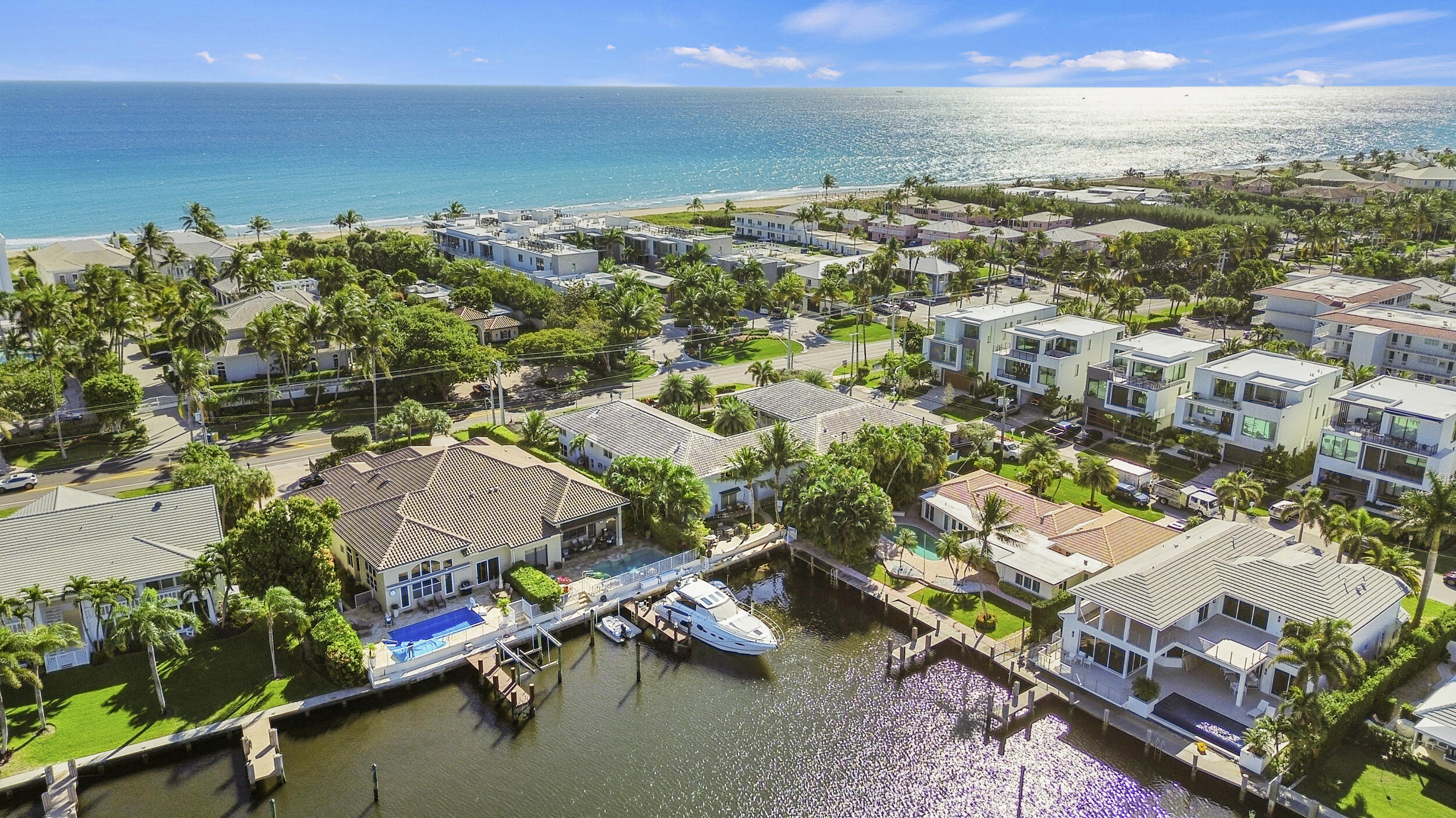 DEL HARBOUR CONDO - Residential