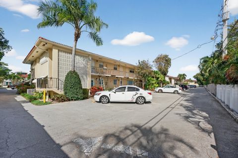 Tiny photo for 2134 NE 36th Street #82, Lighthouse Point, FL 33064 (MLS # R11168753)