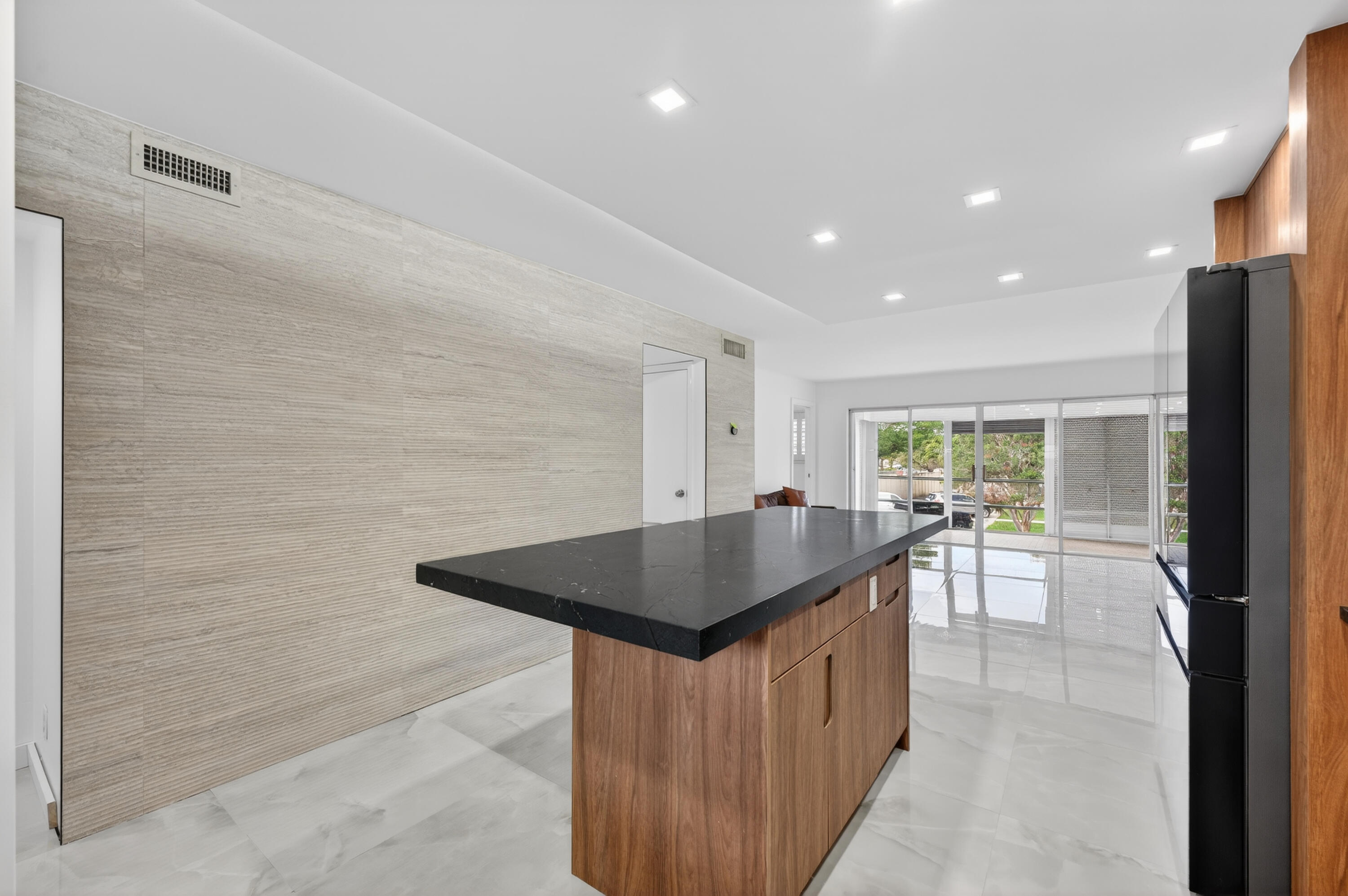 LIGHTHOUSE TERRACE CO-OP - Residential