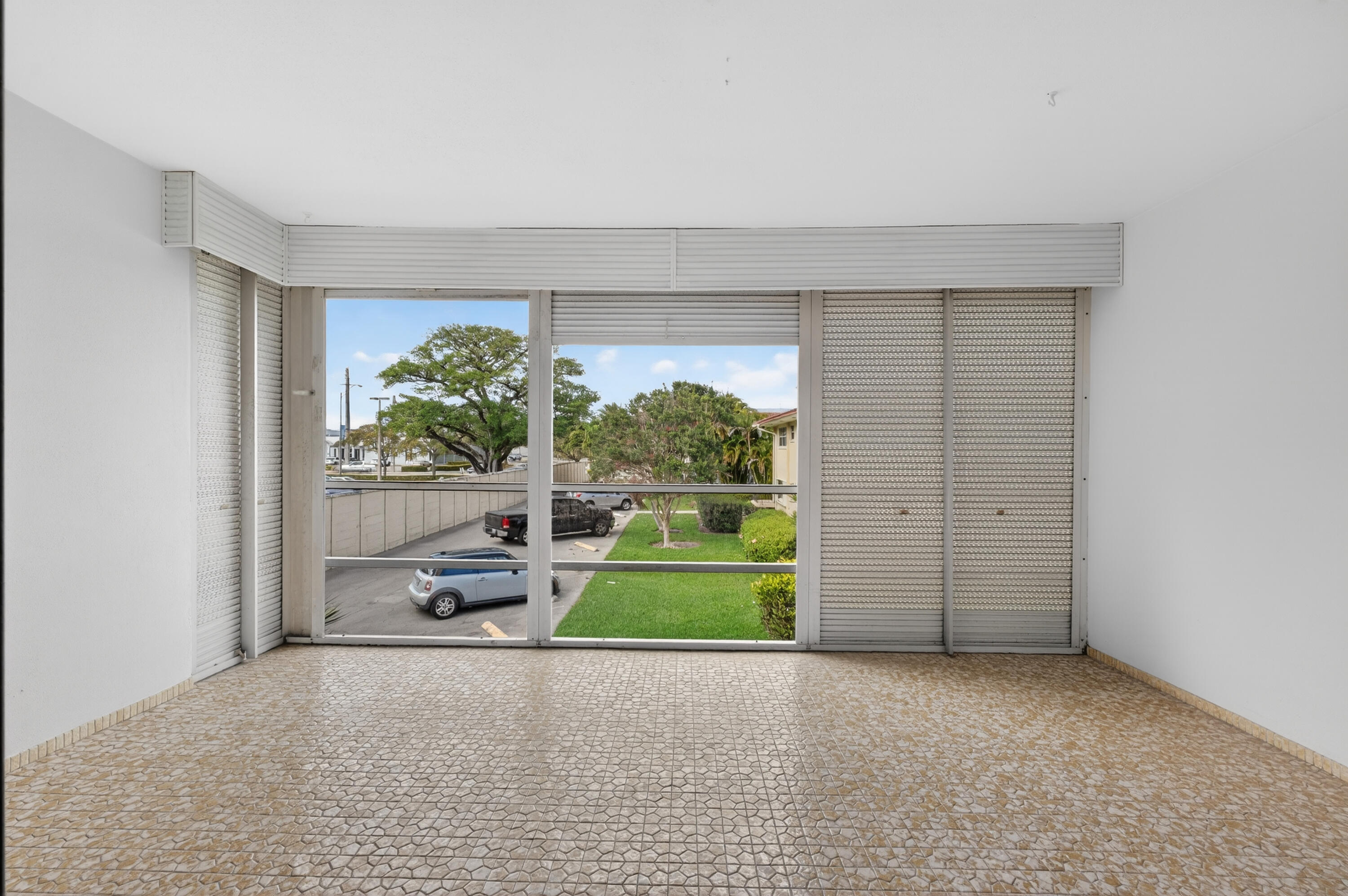 LIGHTHOUSE TERRACE CO-OP - Residential