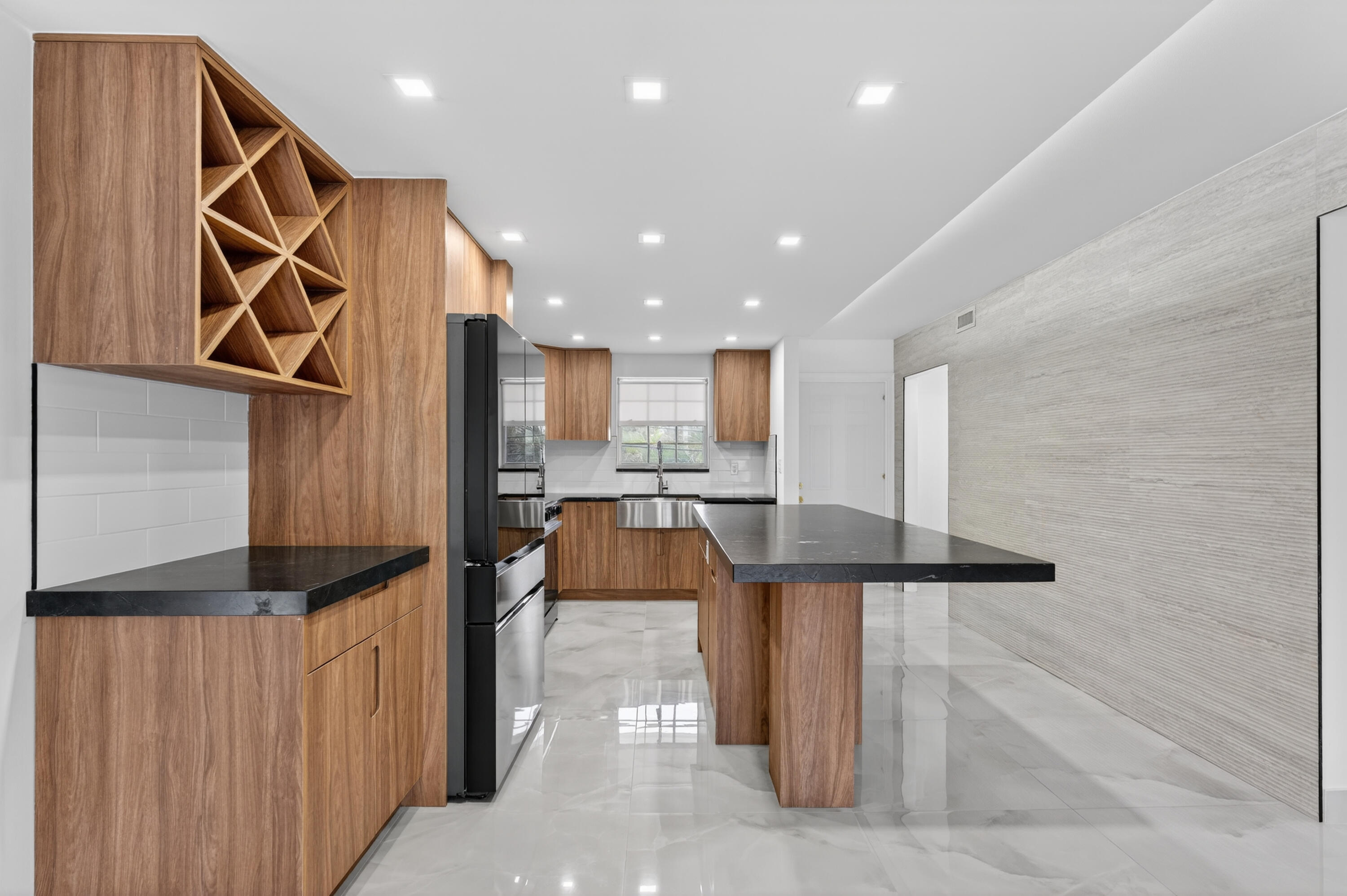 LIGHTHOUSE TERRACE CO-OP - Residential