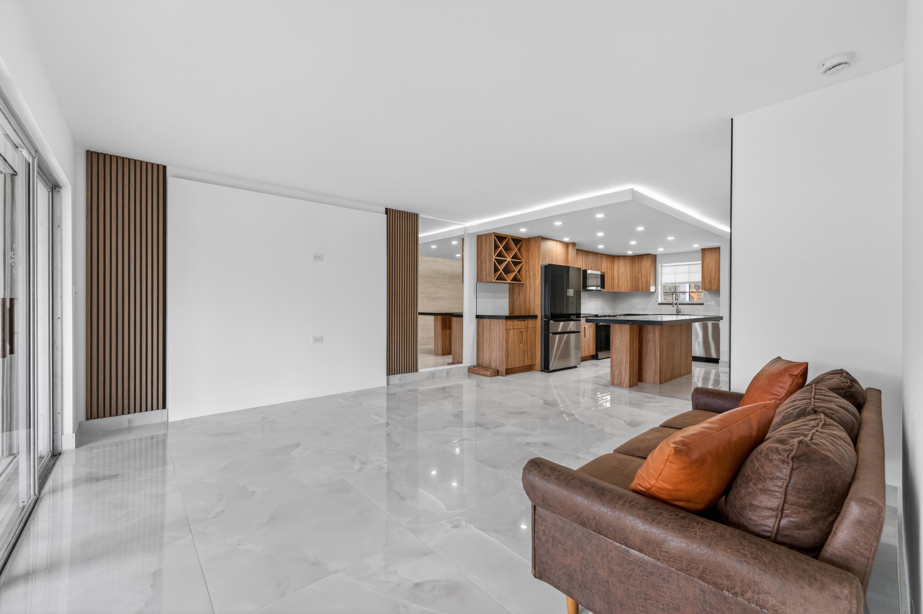 LIGHTHOUSE TERRACE CO-OP - Residential