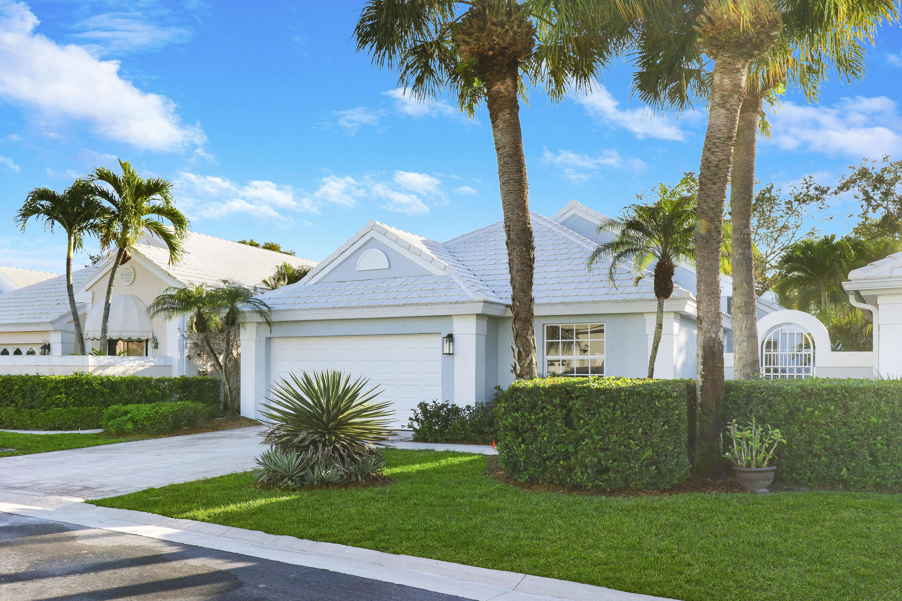 BARCLAY CLUB AT PGA NATL - Residential