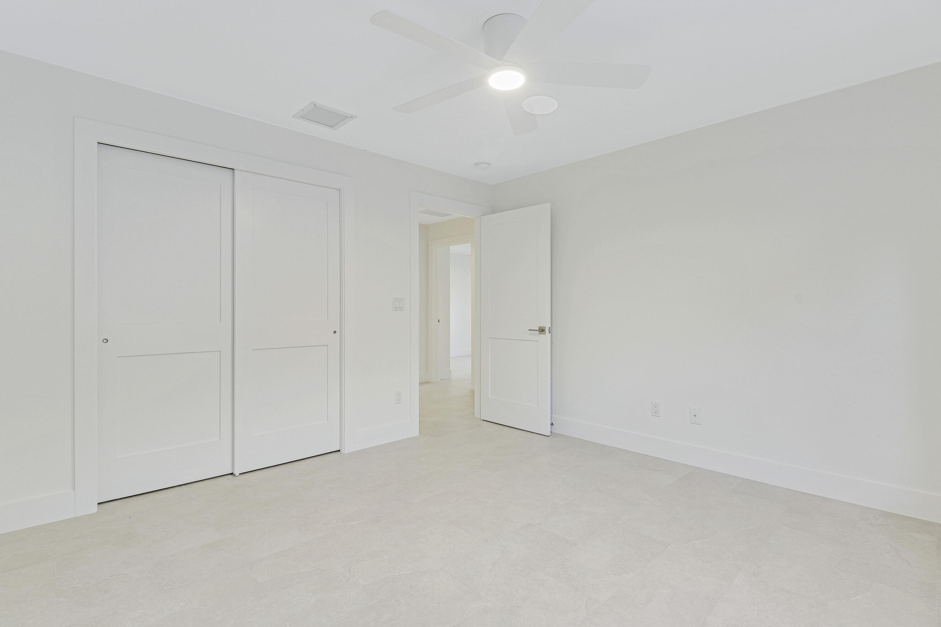 BARCLAY CLUB AT PGA NATL - Residential