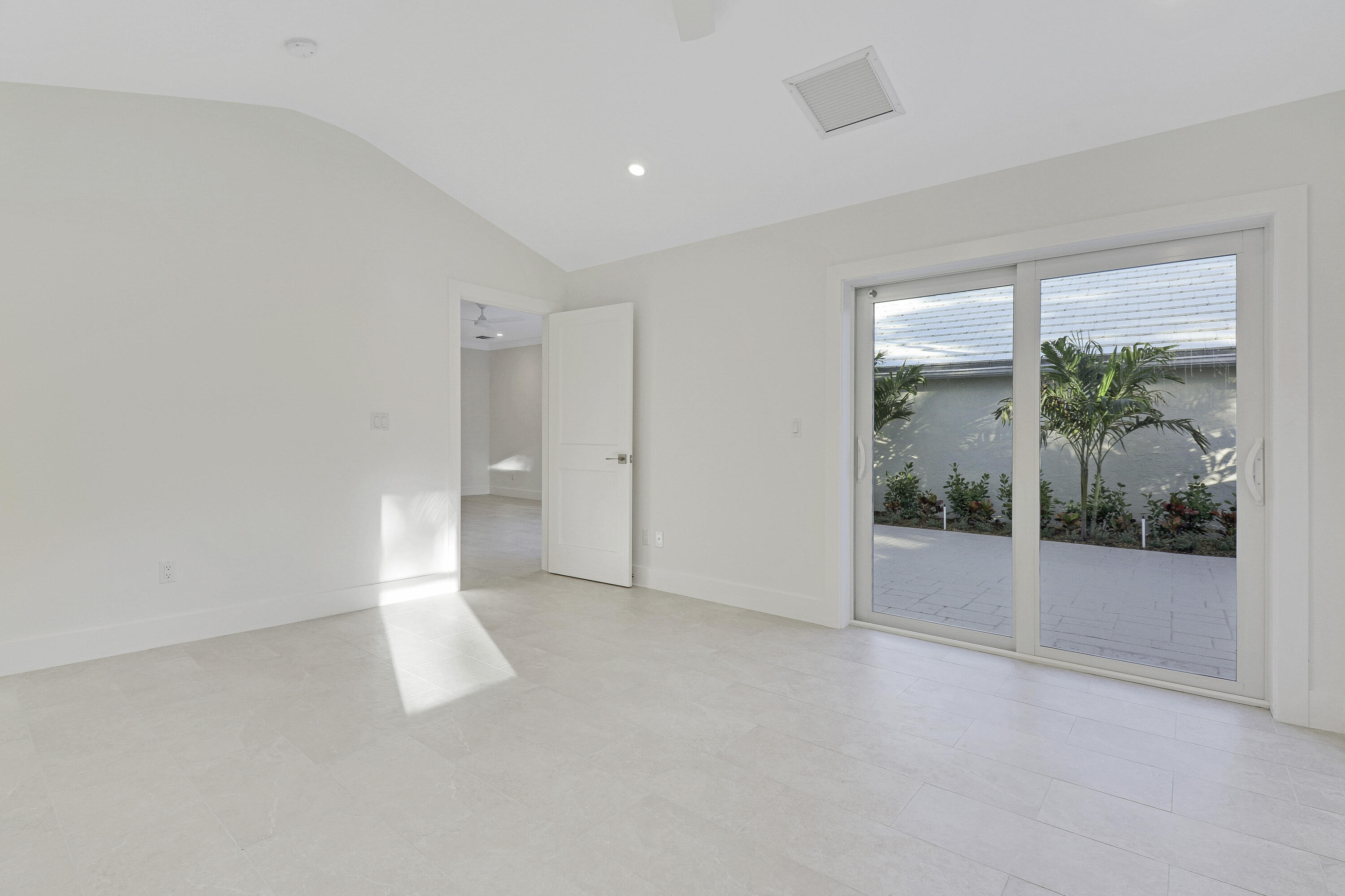 BARCLAY CLUB AT PGA NATL - Residential