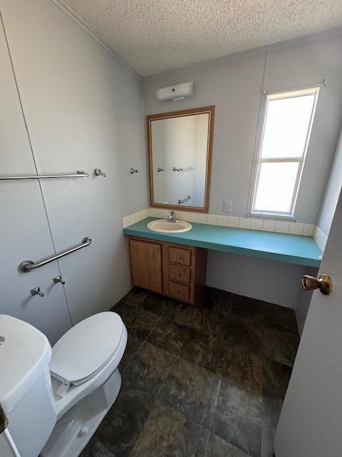 WHISPERING CREEK - Residential