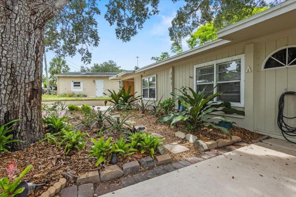 Photo of 208 Olson Avenue, Fort Pierce, FL 34946 (MLS # R11096412)