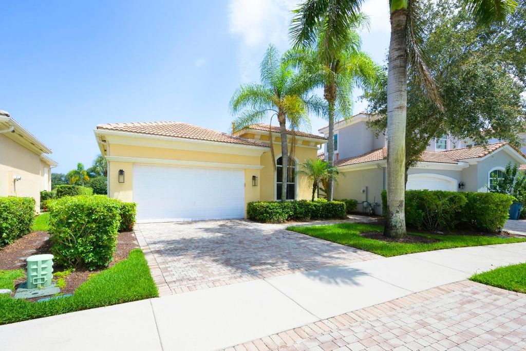 Photo of 112 Andalusia Way, Palm Beach Gardens, FL 33418 (MLS # R11102235)