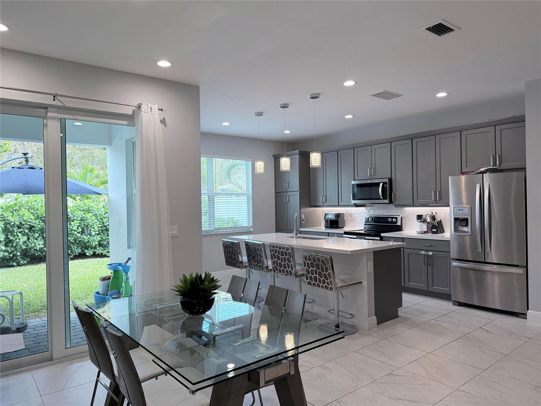 Deerfield Crossing 183-33 - Residential Lease