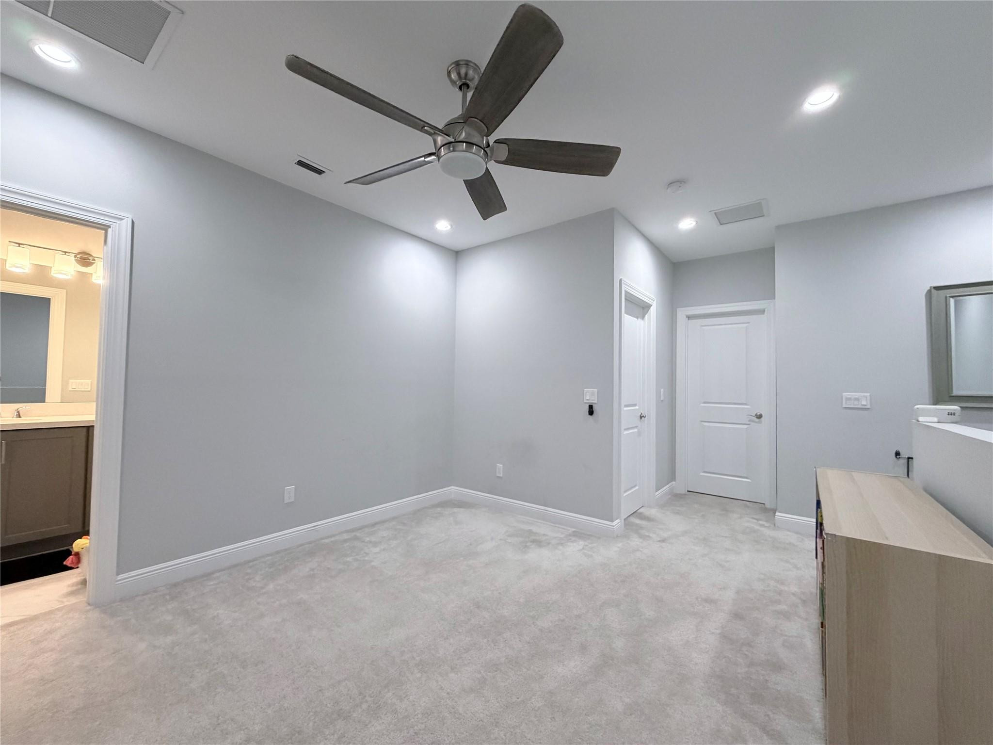 Deerfield Crossing 183-33 - Residential Lease