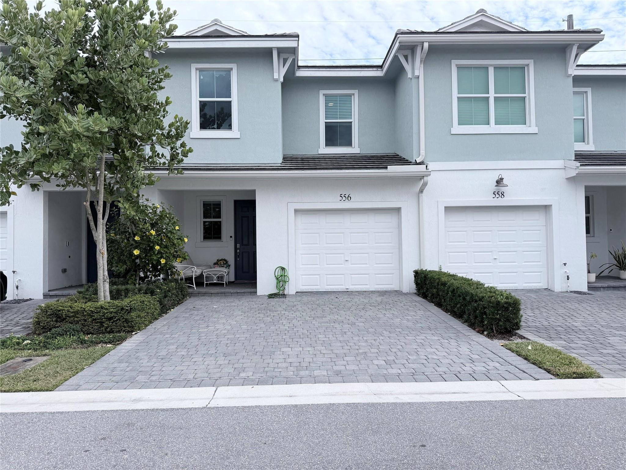 Deerfield Crossing 183-33 - Residential Lease