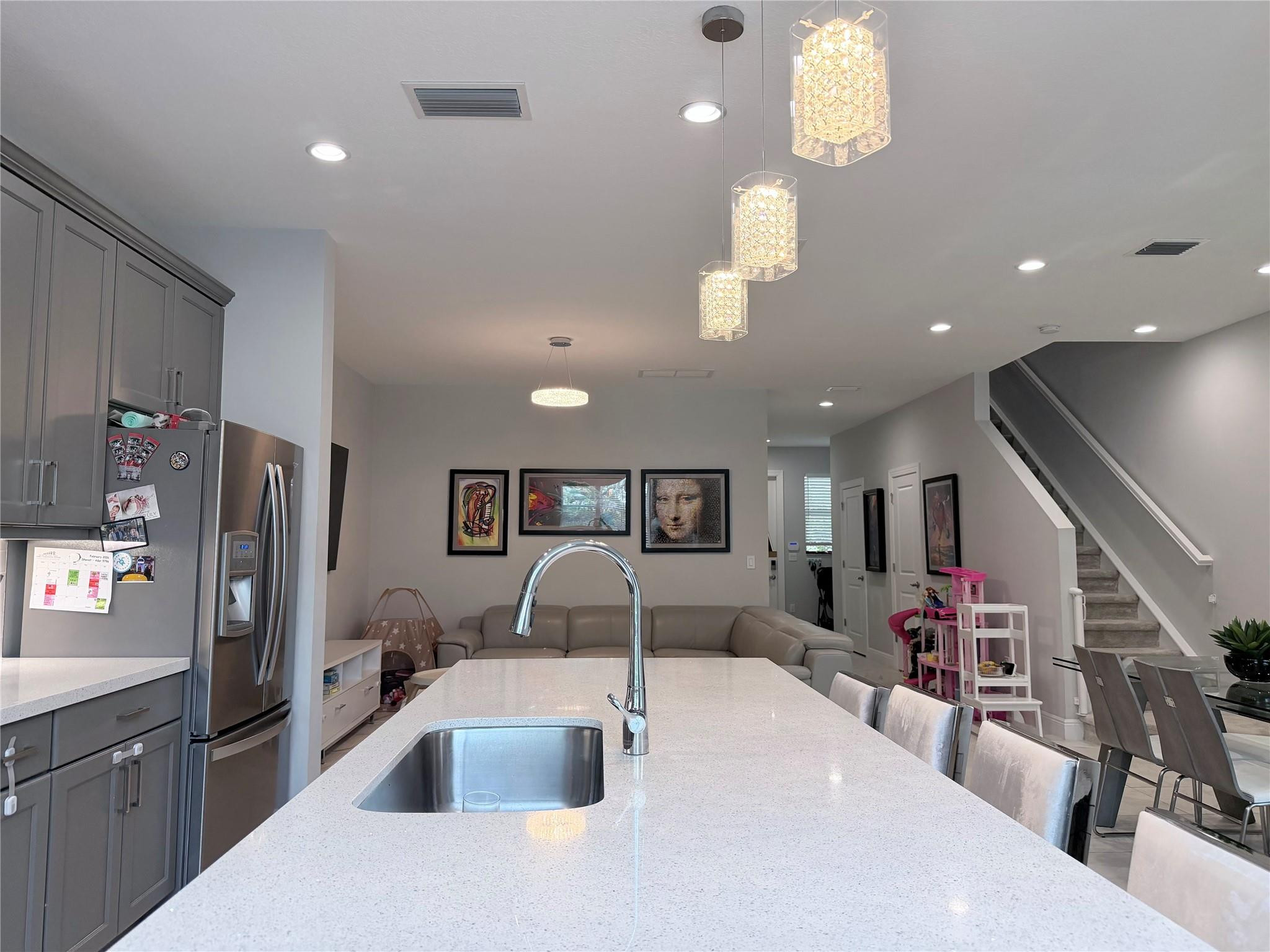 Deerfield Crossing 183-33 - Residential Lease