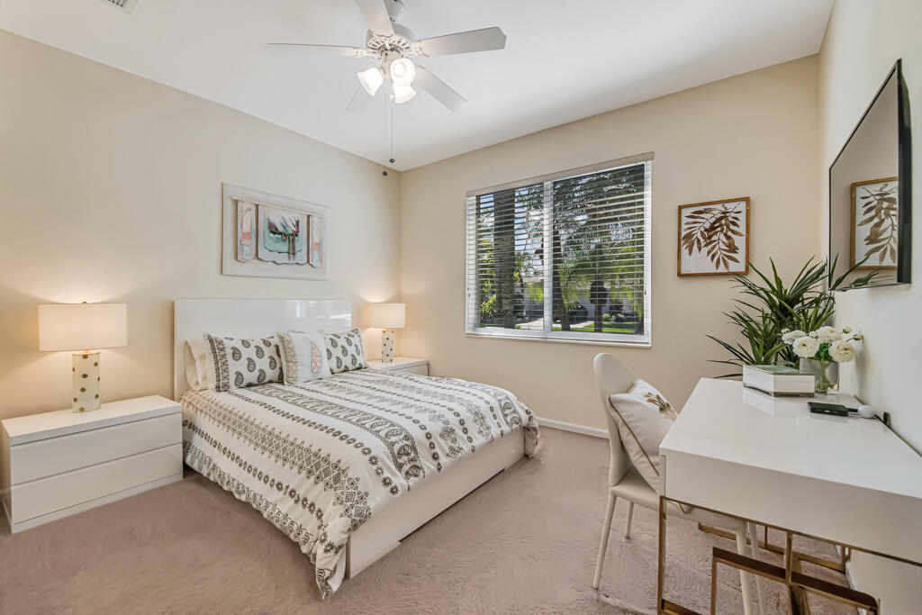 VENETIAN ISLES - Residential